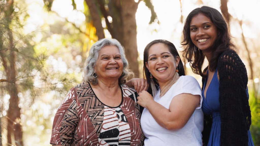 3 generations of First Nations women